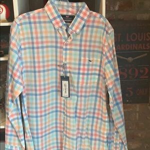Vineyard Vines new (with tags) button down polo.